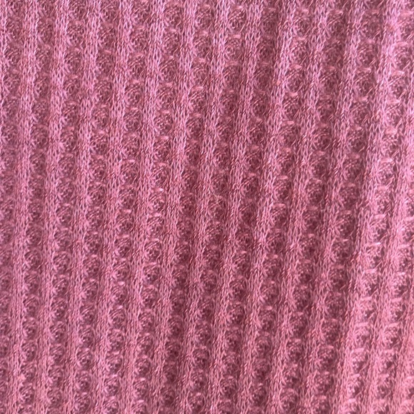 NWOT Turtleneck Batwing Sleeve High Low Hem Side Slit Waffle Knit Casual… - Picture 8 of 10